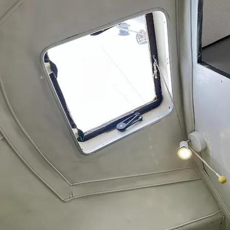 Ботель Location Un Petit Voilier *