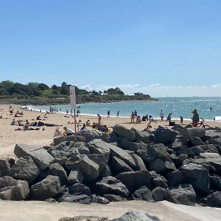 Bateau-hôtel Location Un Petit Voilier