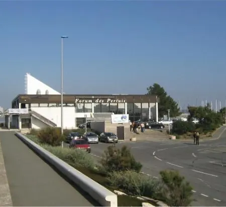 Location Un Petit Voilier Botel La Rochelle (Charente-Maritime)