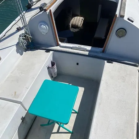 Location Un Petit Voilier La Rochelle (Charente-Maritime)